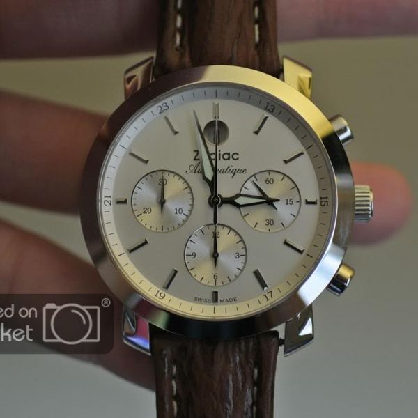 Zodiac automatic chronograph ZO1500 25 jewel eta with box 600