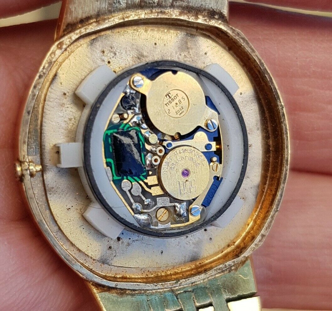 Tissot hotsell quartz movement