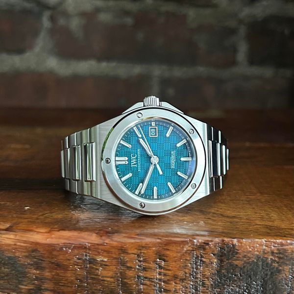 [WTS] IWC Ingenieur 40mm Aqua Dial 2025 Complete Kit | WatchCharts ...