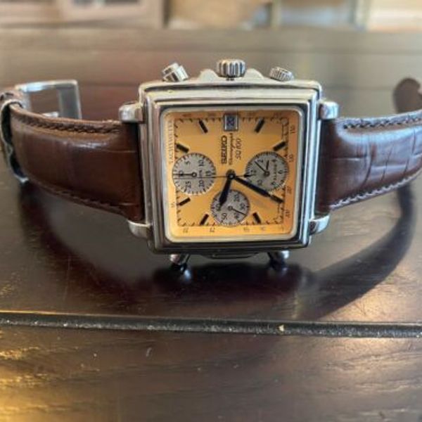 Seiko Quartz Chronograph SQ100 Square Yellow Dial Alarm Watch 7t325A09