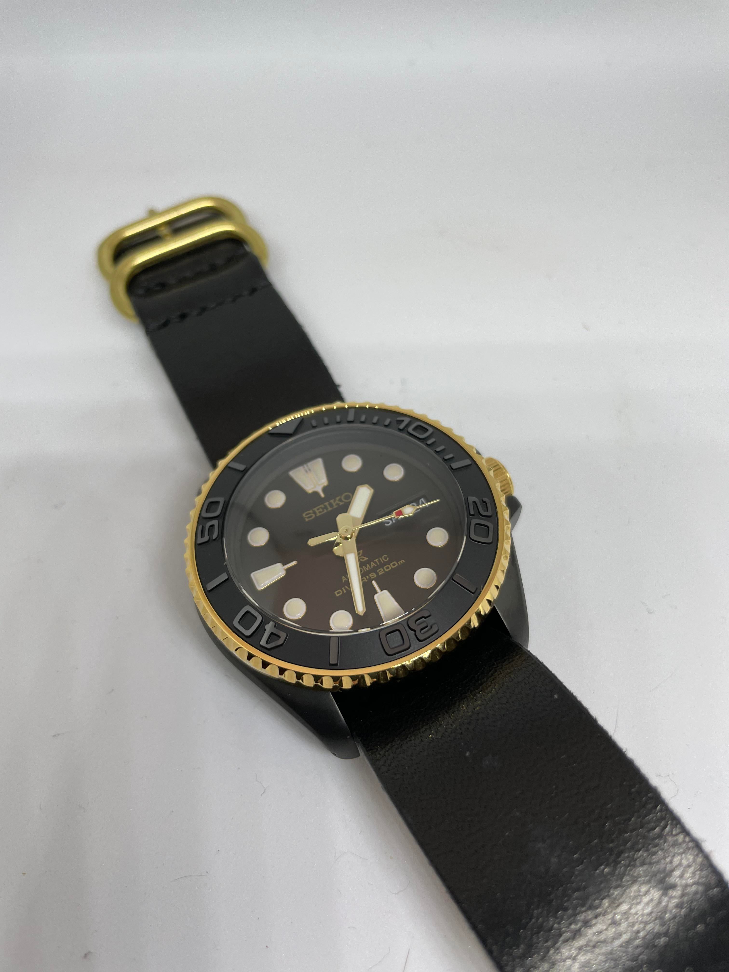 [WTS] Two Tone Stealth Seiko Mod by Lume Shot | WatchCharts