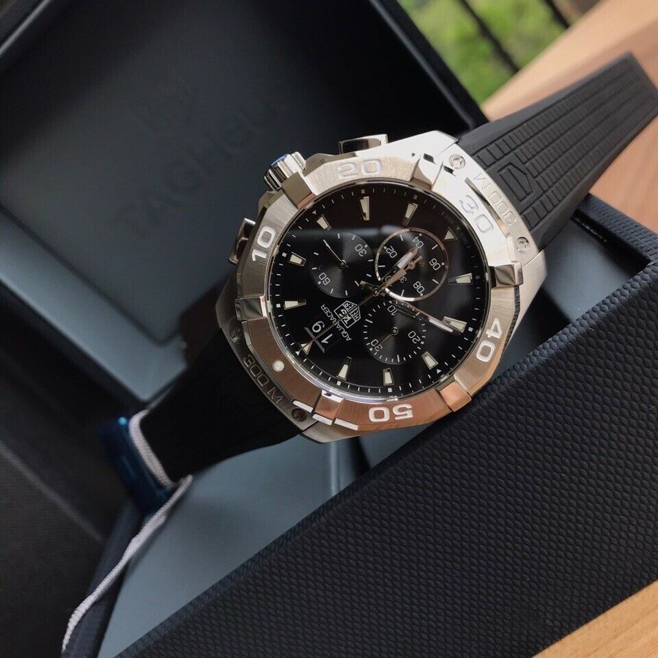TAG Heuer Aquaracer 300M Black Dial Chronograph 43mm Men's TAG Heuer Aquaracer 300M Black Dial Chronograph 43mm Men's