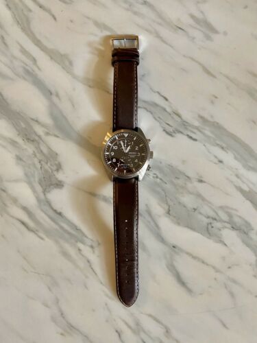 Seiko SNN241 Men s Watch with Brown Leather Band Needs New