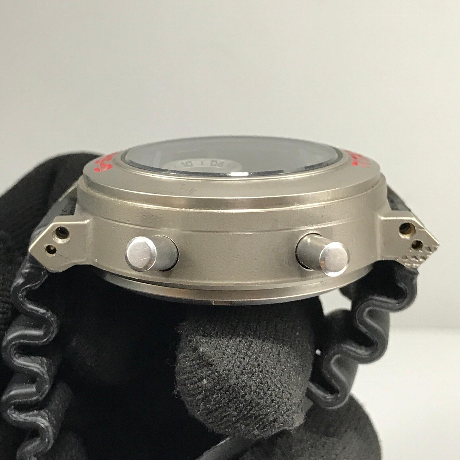 Vintage Casio DW-8200 G-Shock Frogman 200 M Titanium 1990s Japan