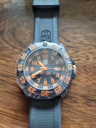 Luminox 3059 orange hot sale