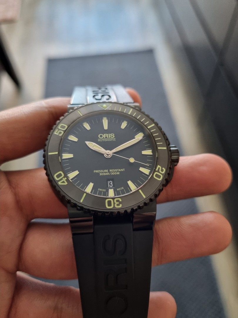 Oris Aquis Date Black DLC 43mm WatchCharts