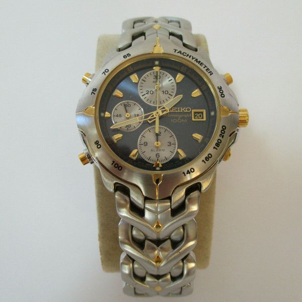 Seiko Chronograph 100M Stainless Steel Wristwatch 7T32-6N50 A4 Watch |  WatchCharts