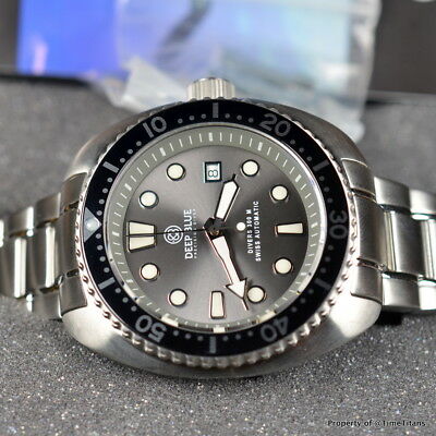deep blue military diver