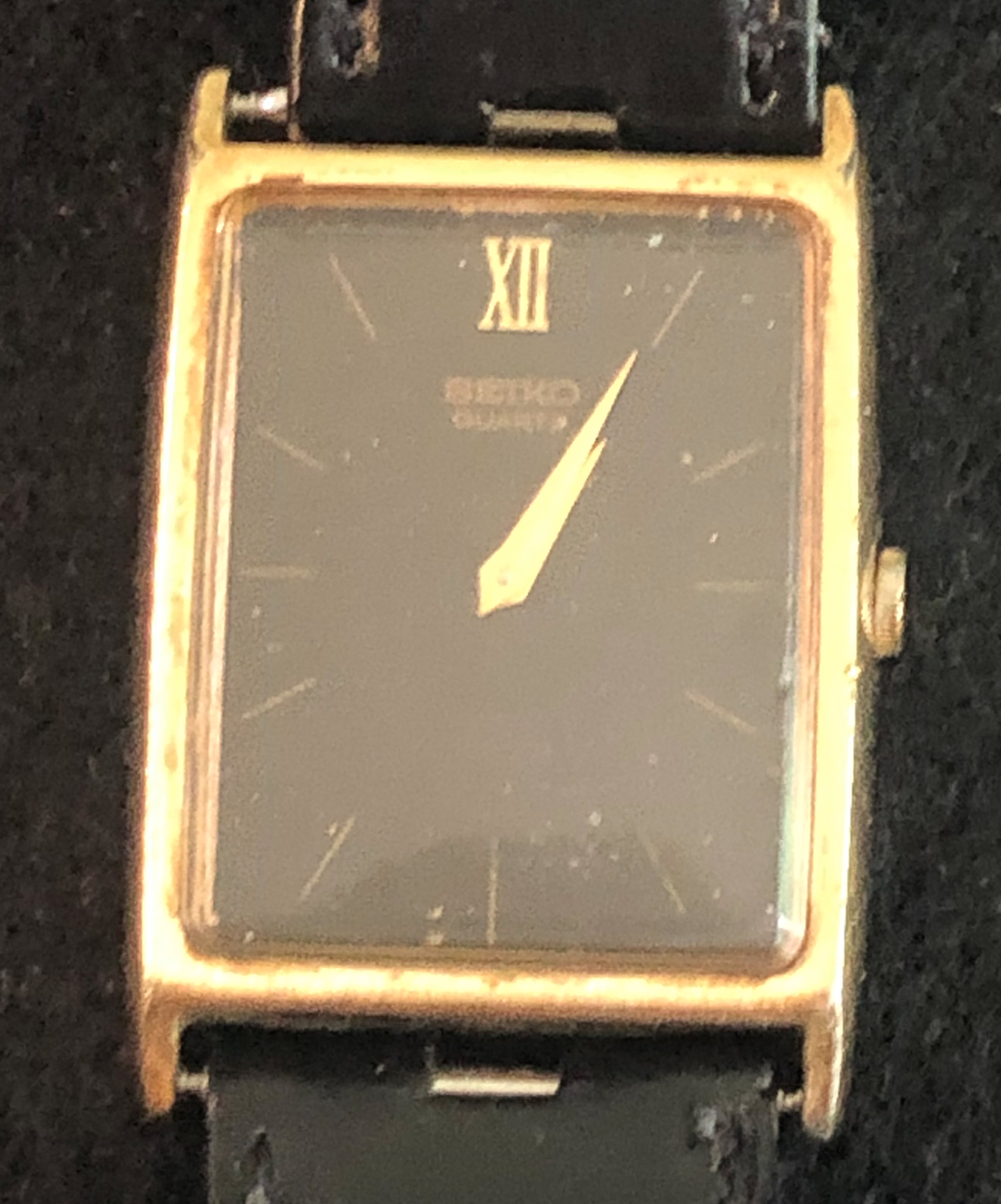 VTG Seiko Tank Watch Men 25mm Gold Dial Gold Tone Rectangle