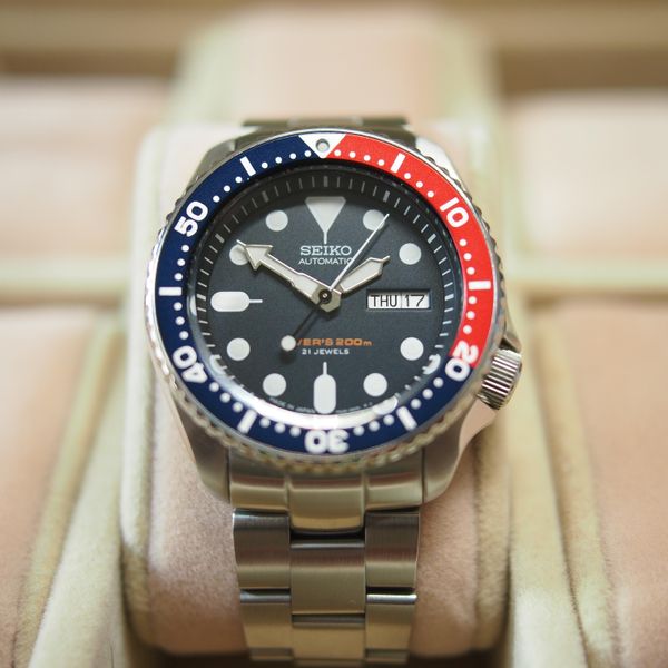 Seiko SKX009J | WatchCharts