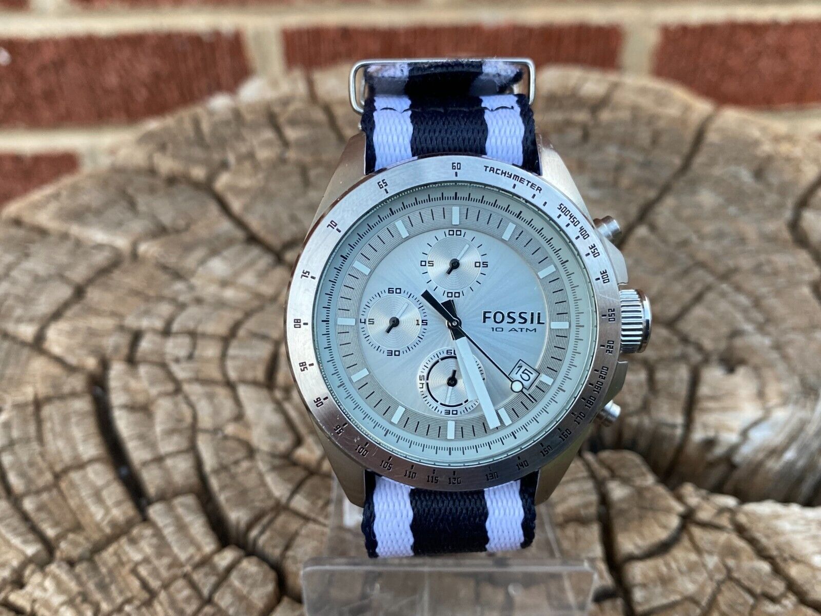 Fossil tachymeter shop