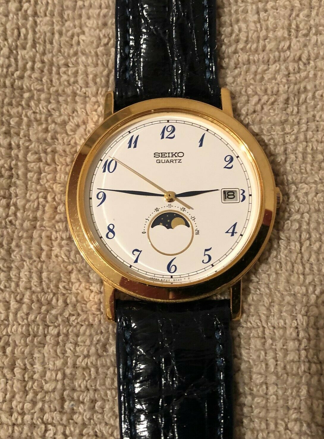 Men's Seiko Vintage Moon Phase Watch- Time/Date/Gold Tone 6F22-8029 |  WatchCharts