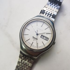 Seiko Quartz VFA 3823-7001 Price as of November 2025 | WatchCharts