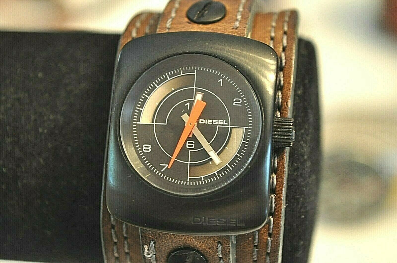 Diesel 10 outlet bar leather strap