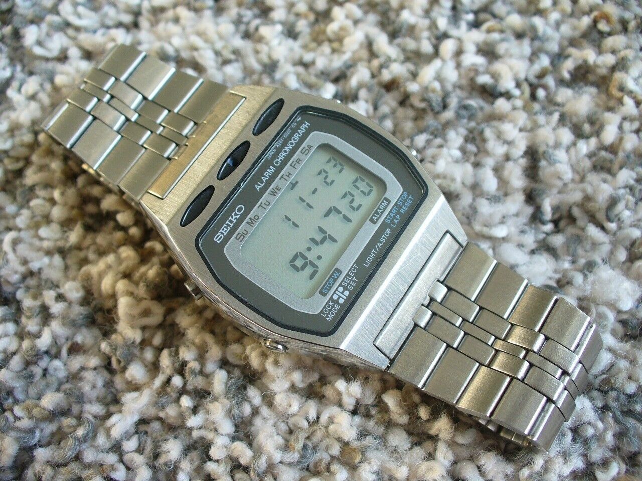 Seiko A257 Digital LCD Chronograph Watch WatchCharts Marketplace