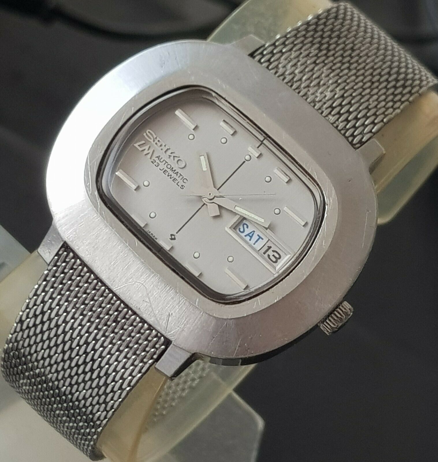 Vintage Seiko Lord Matic LM TV Case Automatic watch cal 5606 5011 