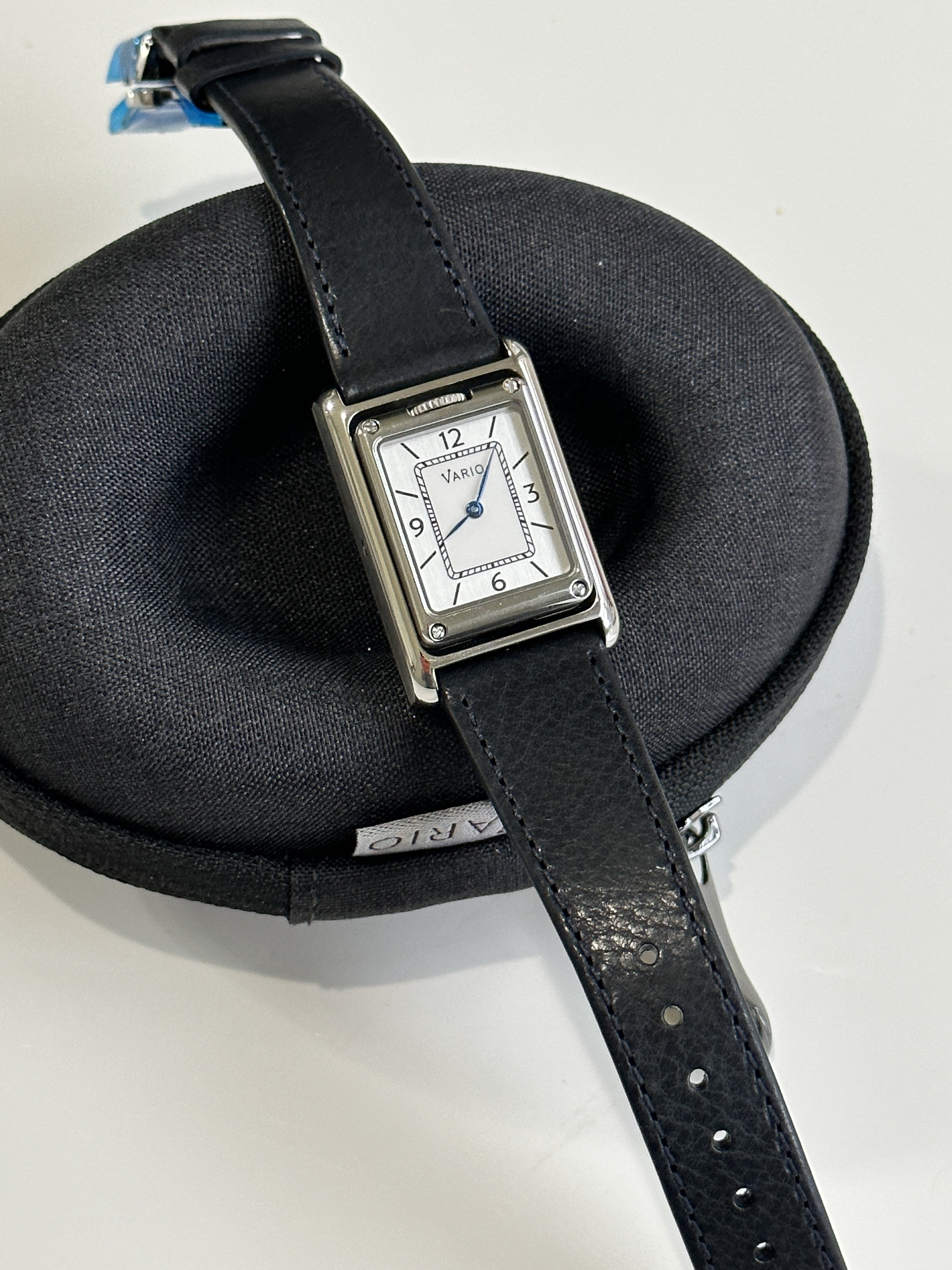 Brolleke - Delvaux, Reverso model, 50s. Removable canvas