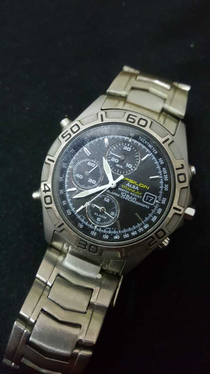 alba epsilon titanium watch