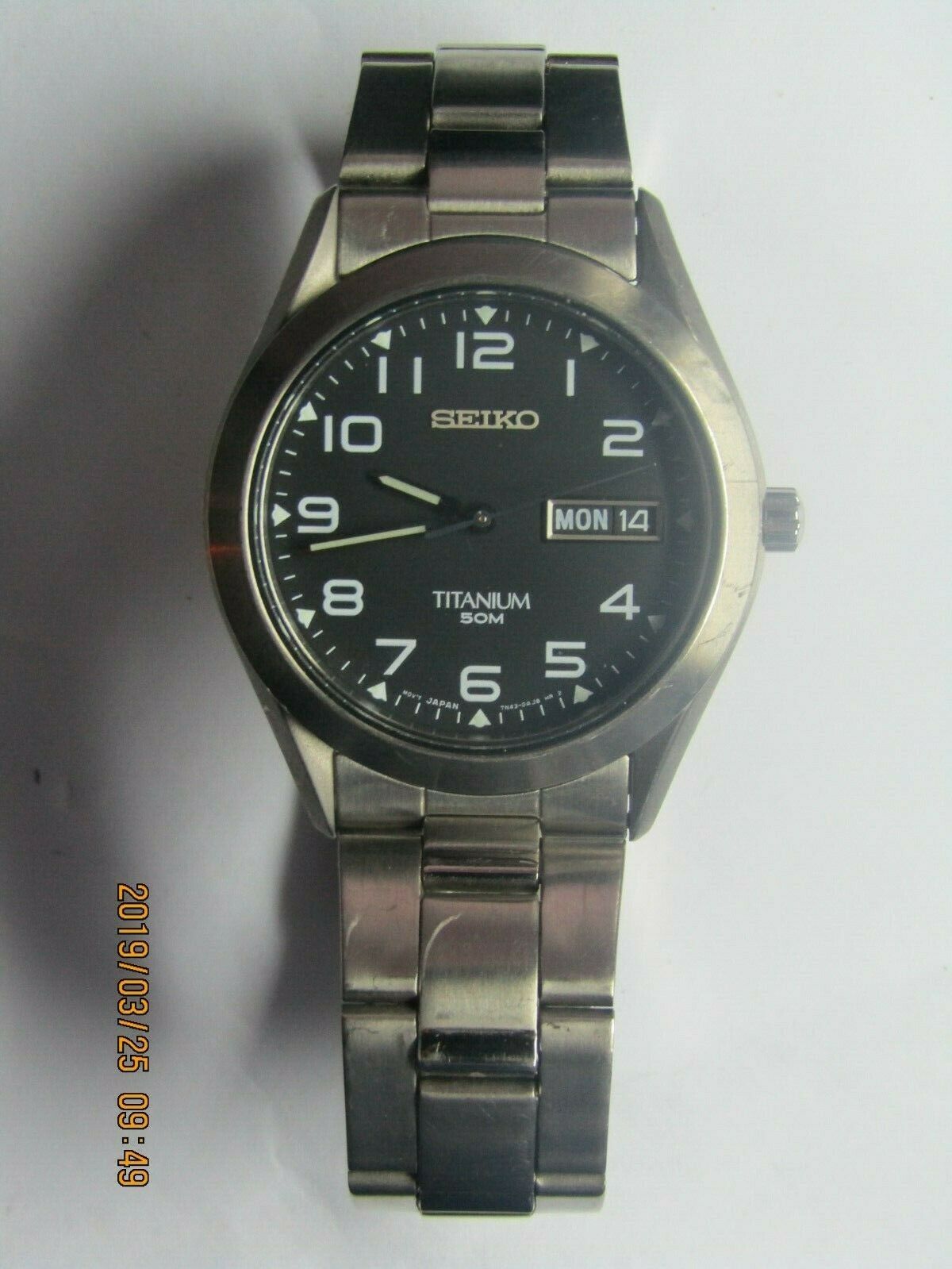 seiko titanium 50m watch