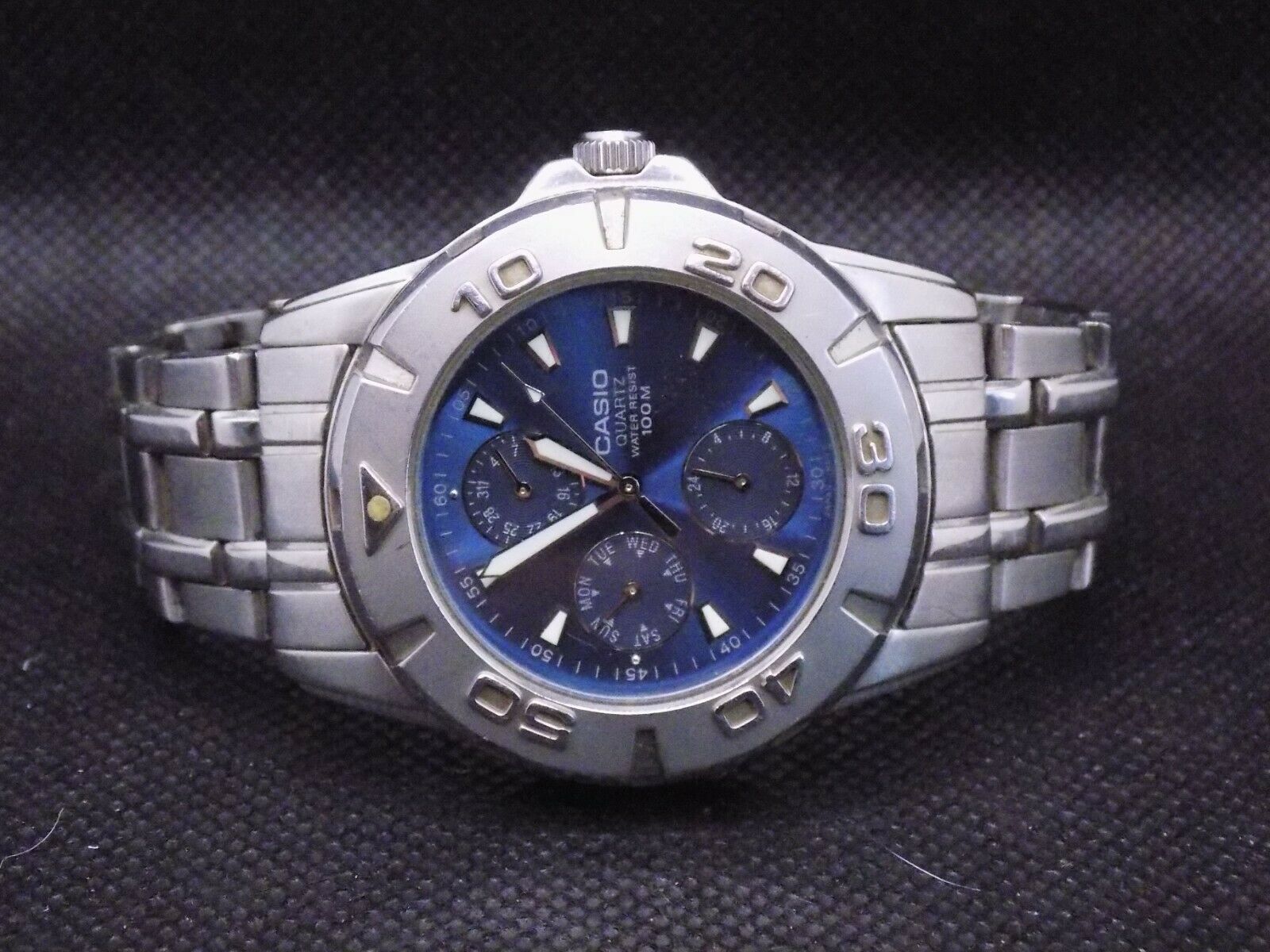 Casio Chrono Divers MTD-1047, Stainless Steel Gents WR100M Quartz 