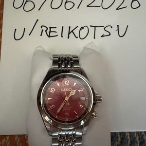 Seiko Prospex Tuna Limited Edition Solar 200M Diver SNE581P1