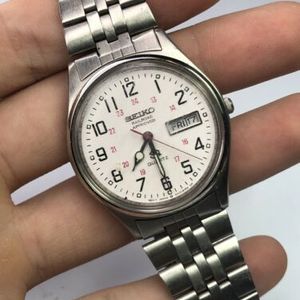 VINTAGE SEIKO RAILROAD WRISTWATCH MODEL 5Y23-8049 ALL S/S CASE AND BAND  WITH DAY | WatchCharts