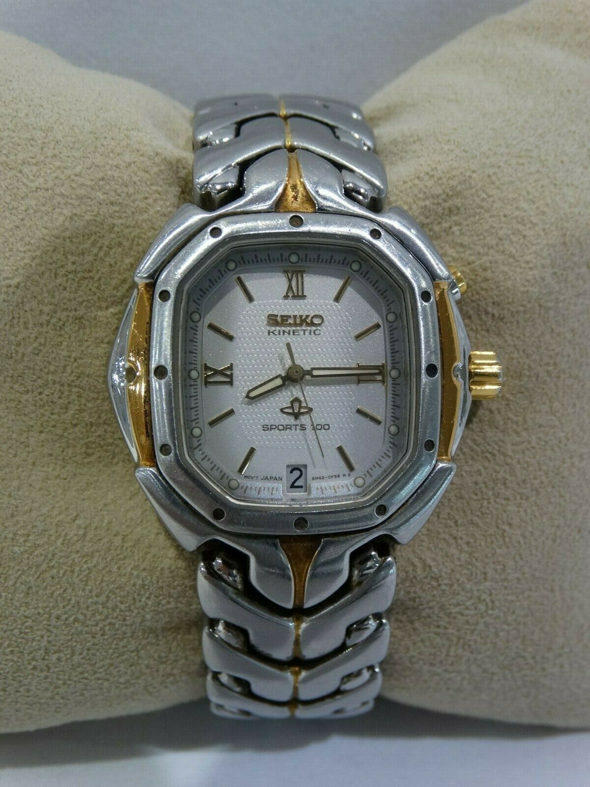 Seiko kinetic sports 100 watch 5M42-OC99 Rare case style