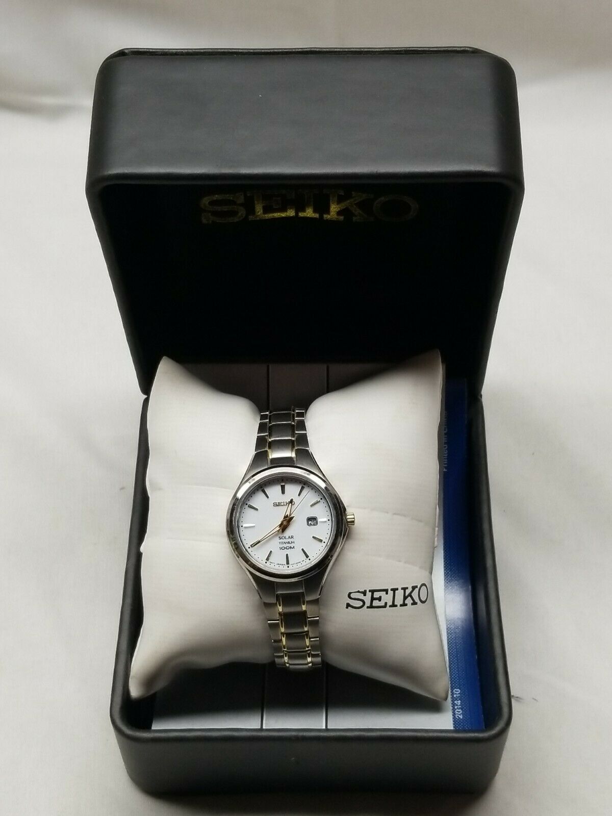 Seiko Solar Titanium Women's Wrist Watch (404849) (V137-0BG0 Seiko Solar Titanium Women's Wrist Watch (404849) (V137-0BG0