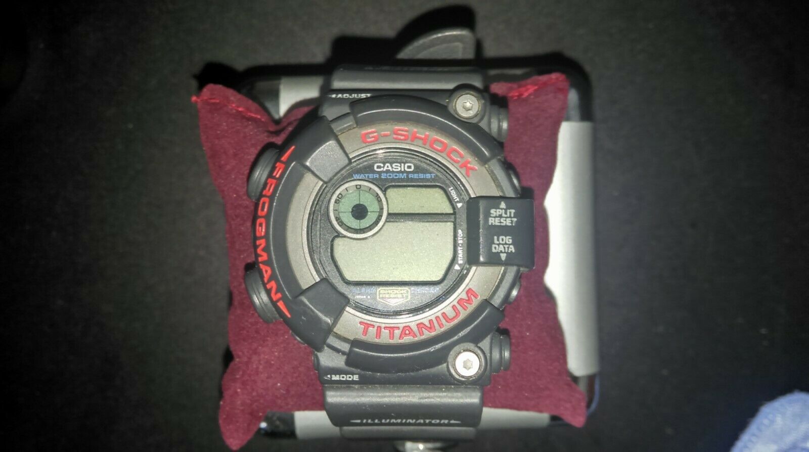 CASIO 1294 G-SHOCK-Original FROGMAN TITANIUM - DW 8200 JAPAN