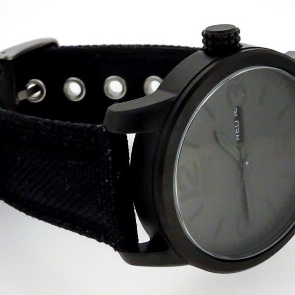 Best Buy Nylon 22 mm Watch Strap Replacement BM8475-00F_K0036975 main image 0