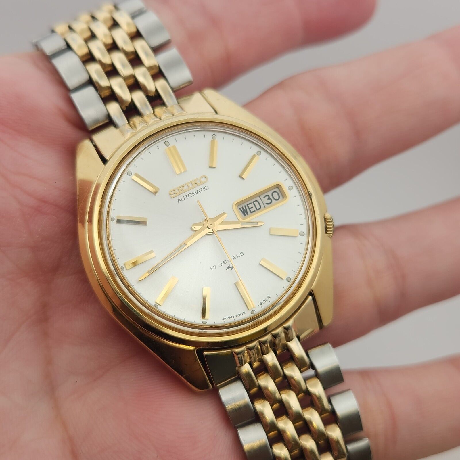 Vintage SEIKO 7009-8129 Men's automatic watch day/date June 1978