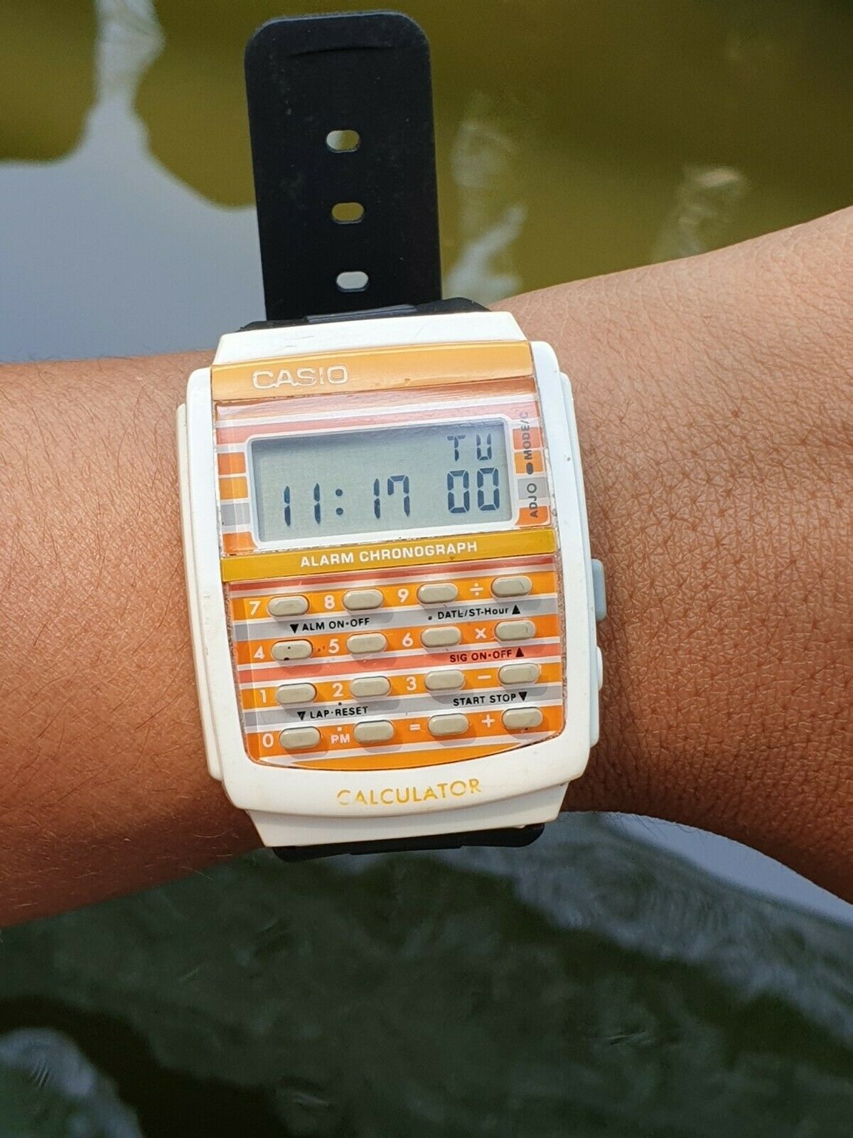 Vintage Retro Casio LDF-40 437 Orange & White case Calculator