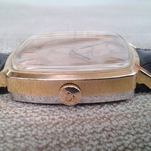 Vintage square Omega de Ville automatic 70s | WatchCharts Vintage square Omega de Ville automatic 70s | WatchCharts