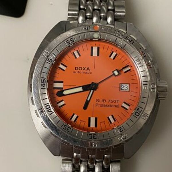 DOXA 750T PROFESSIONAL CLIVE CUSSLER ORANGE DIAL DIVER WATCH COMPLETE