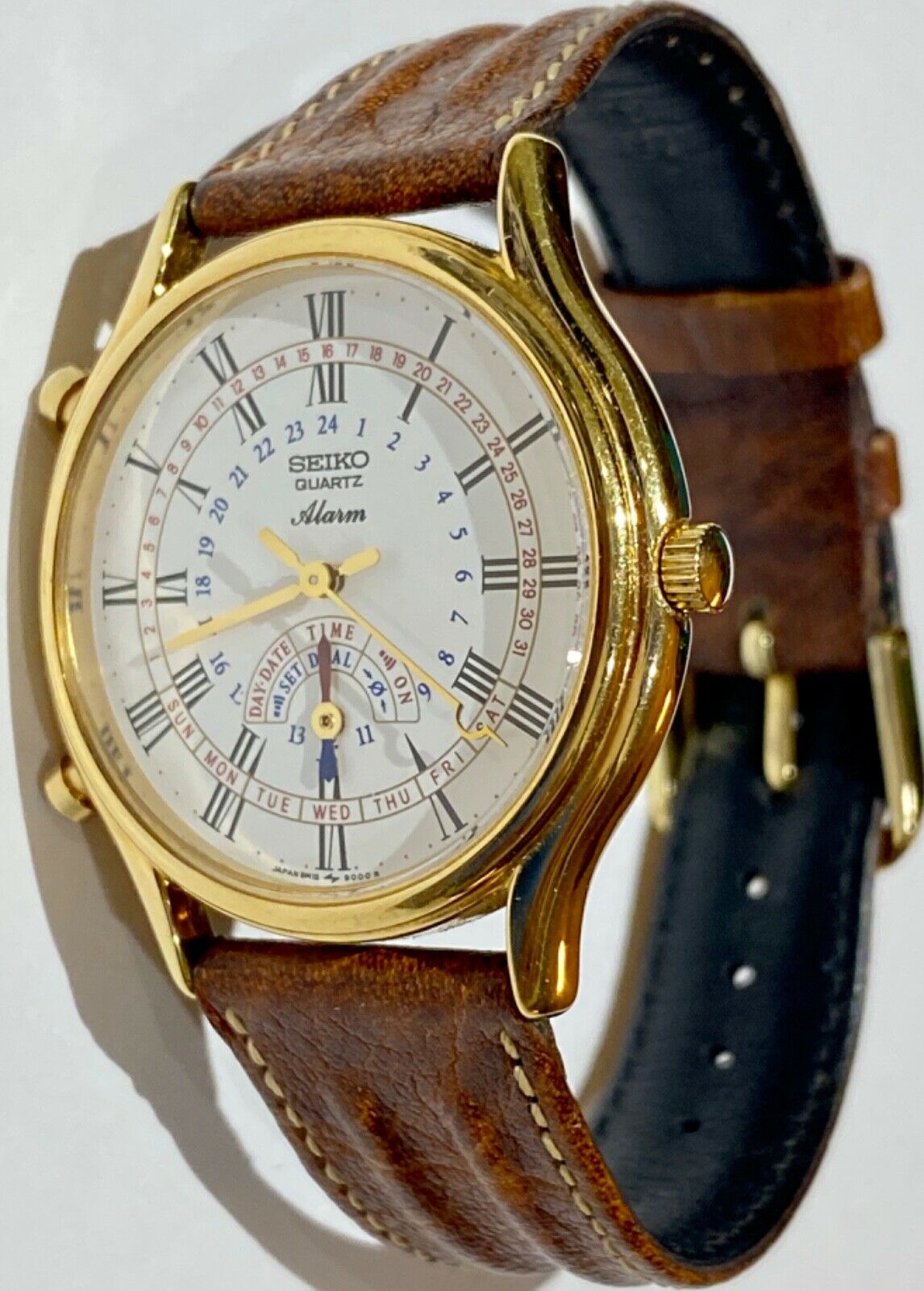 Vintage Seiko 8M15-9009 Alarm Day/Date Quartz Watch | WatchCharts