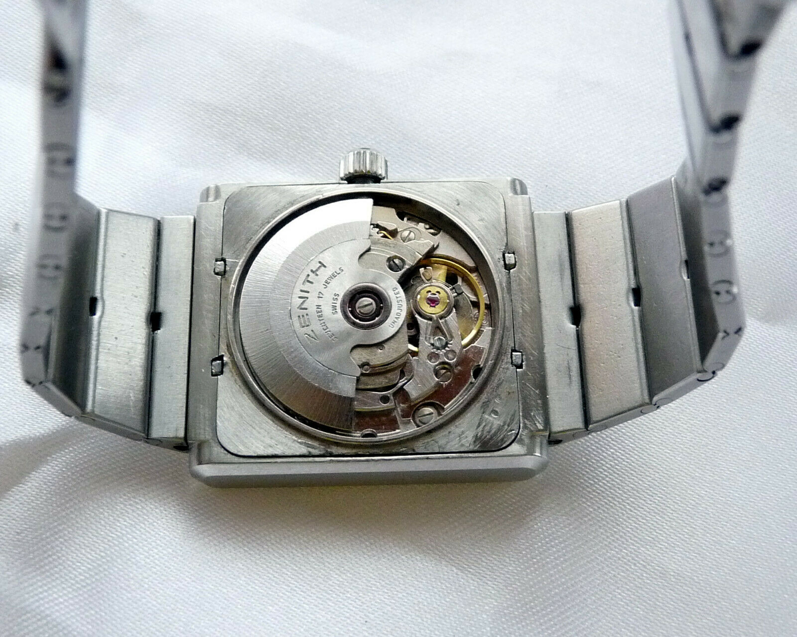 Zenith Defy Square Tv Box Automatic Watch Ref 02.0440.456