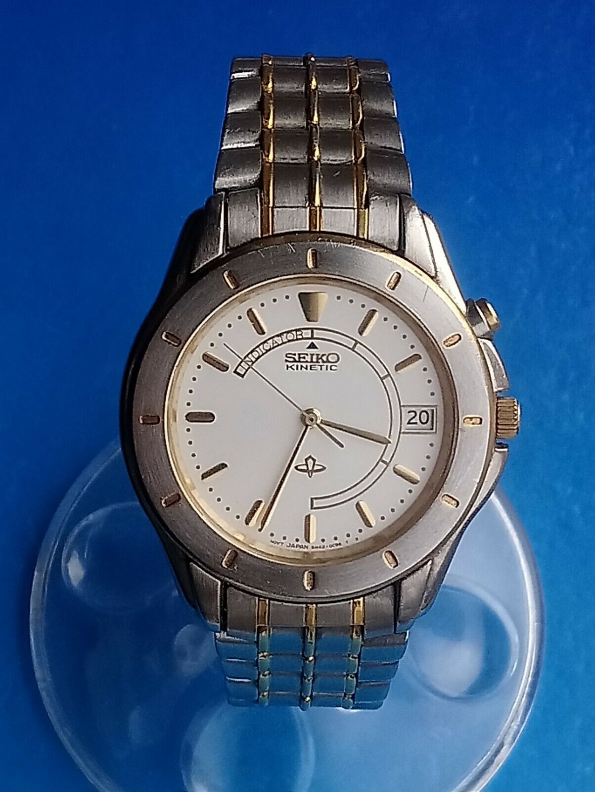 Seiko Kinetic 5M42-0B70 , Silver Dial- Excellent Original