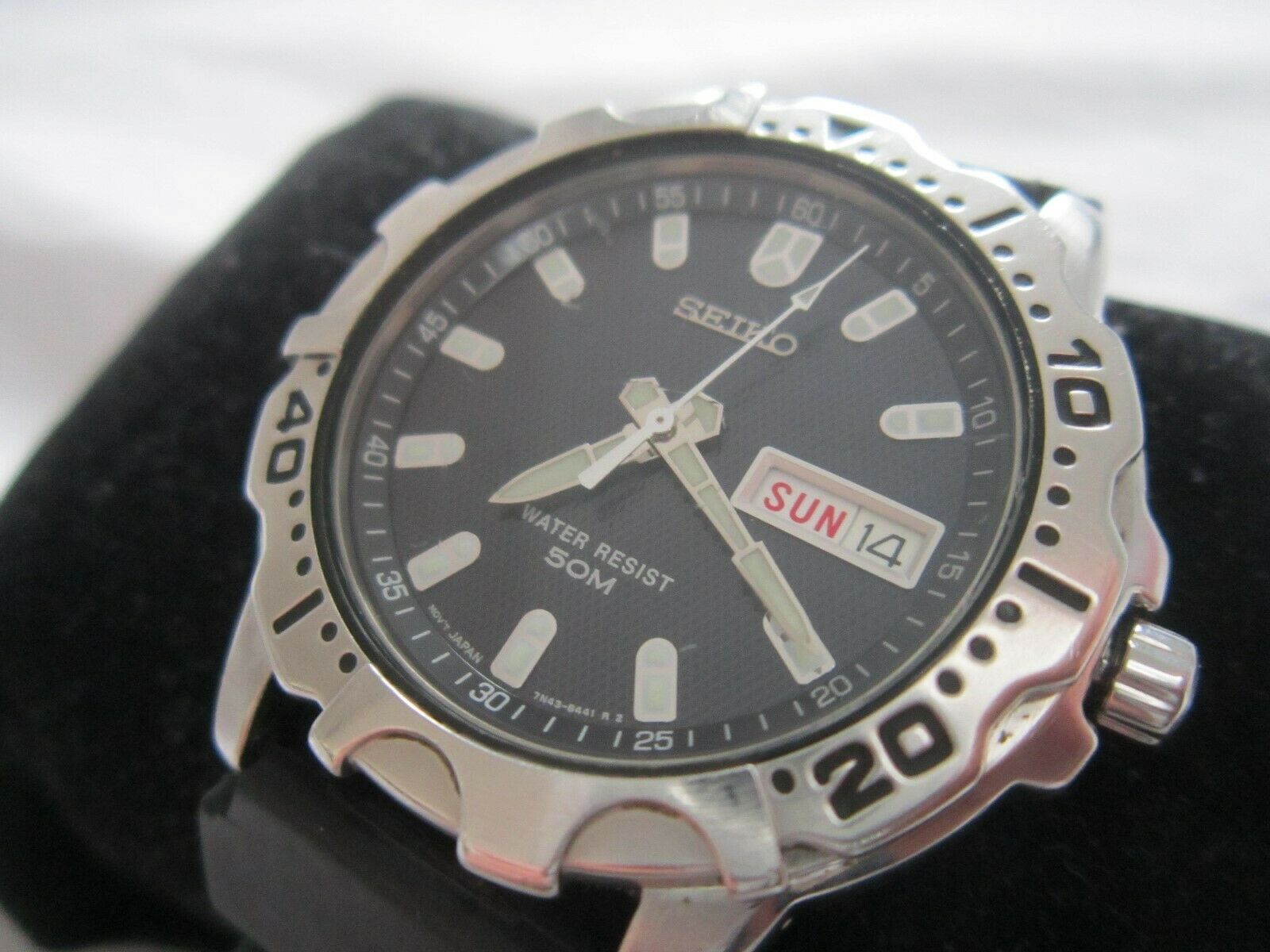 SEIKO 7N43 8299 DIVER STYLE WATCH WatchCharts Marketplace