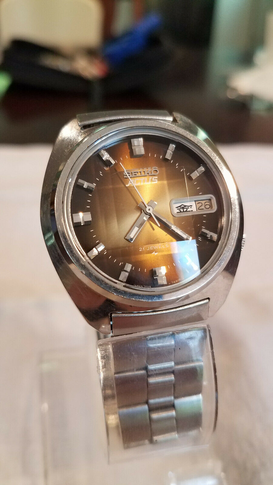Vintage October 1976 Seiko 5 Actus 7019 7350 JDM Faceted 