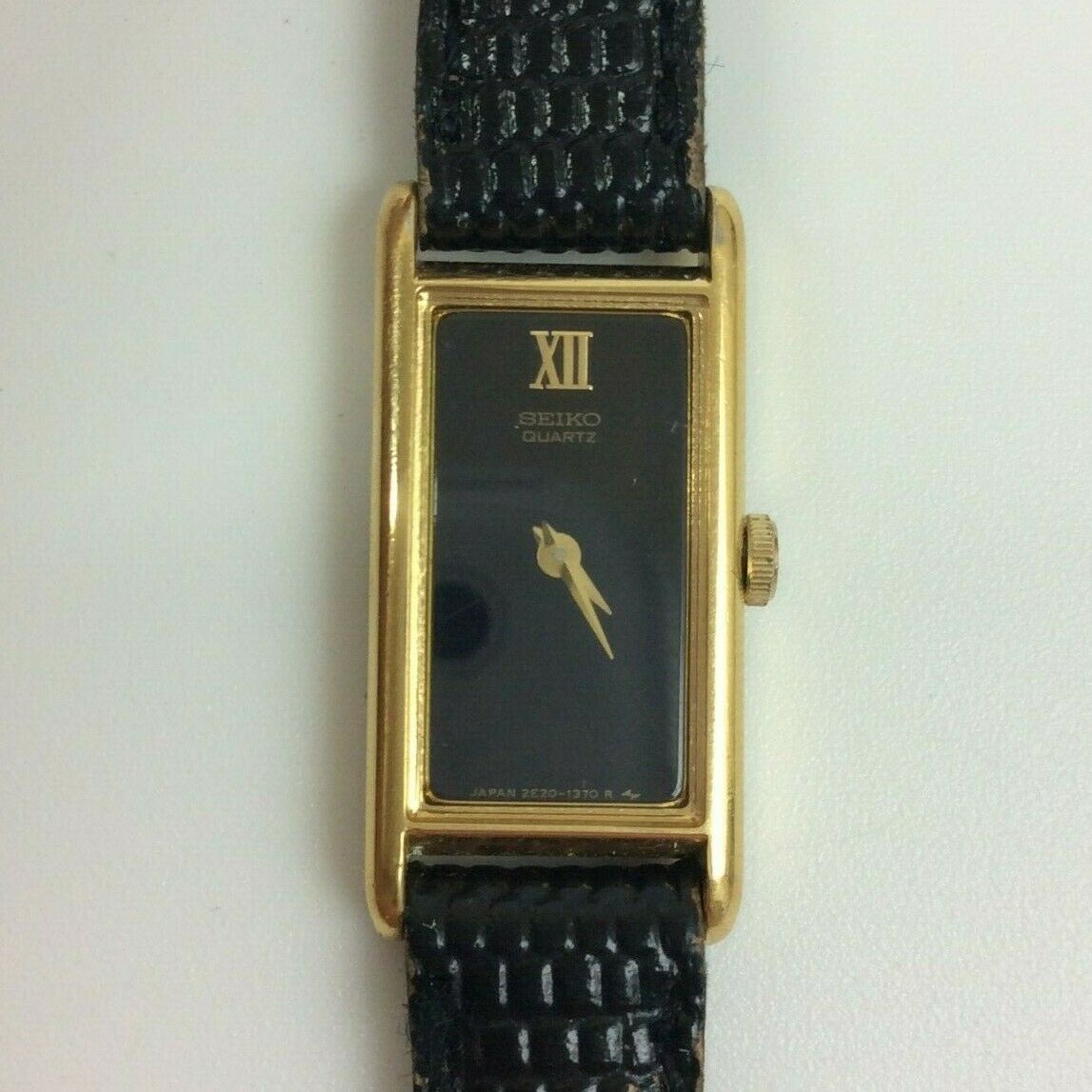 Vintage Seiko Watch Women Gold Tone Black Face Rectangle  display picture 3
