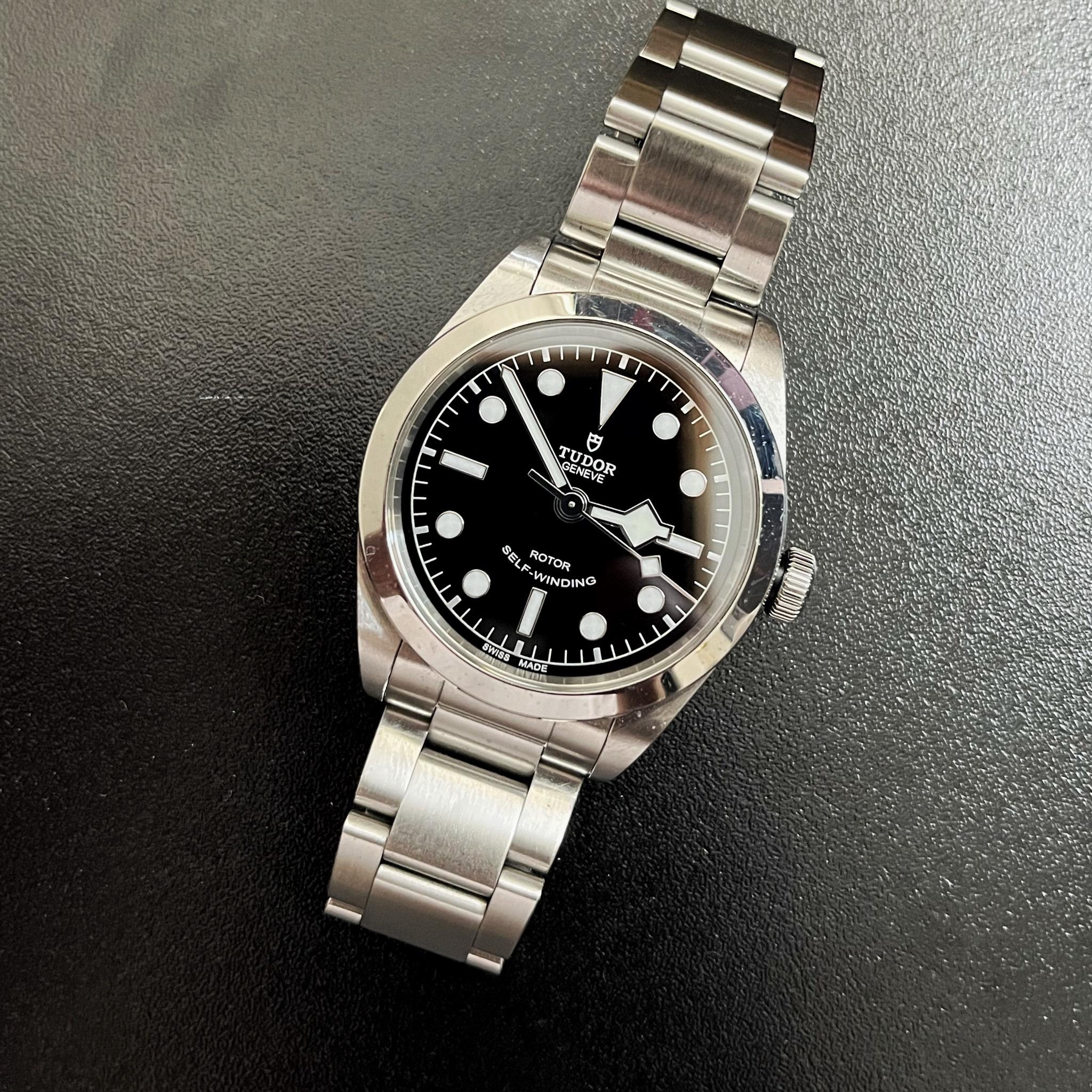 Tudor black discount bay half link