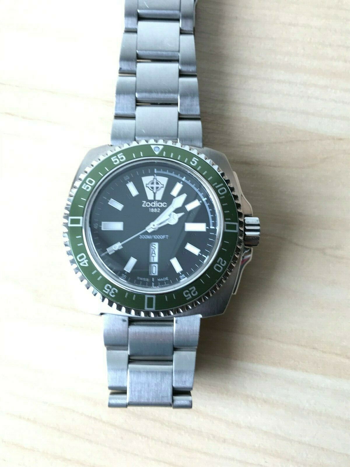 【Mackie】ZODIAC ゾディアック v-wolf 腕時計 Mackie】ZODIAC ゾディアック v-wolf 腕時計 ZODIAC ZO 2306 V-WOLF