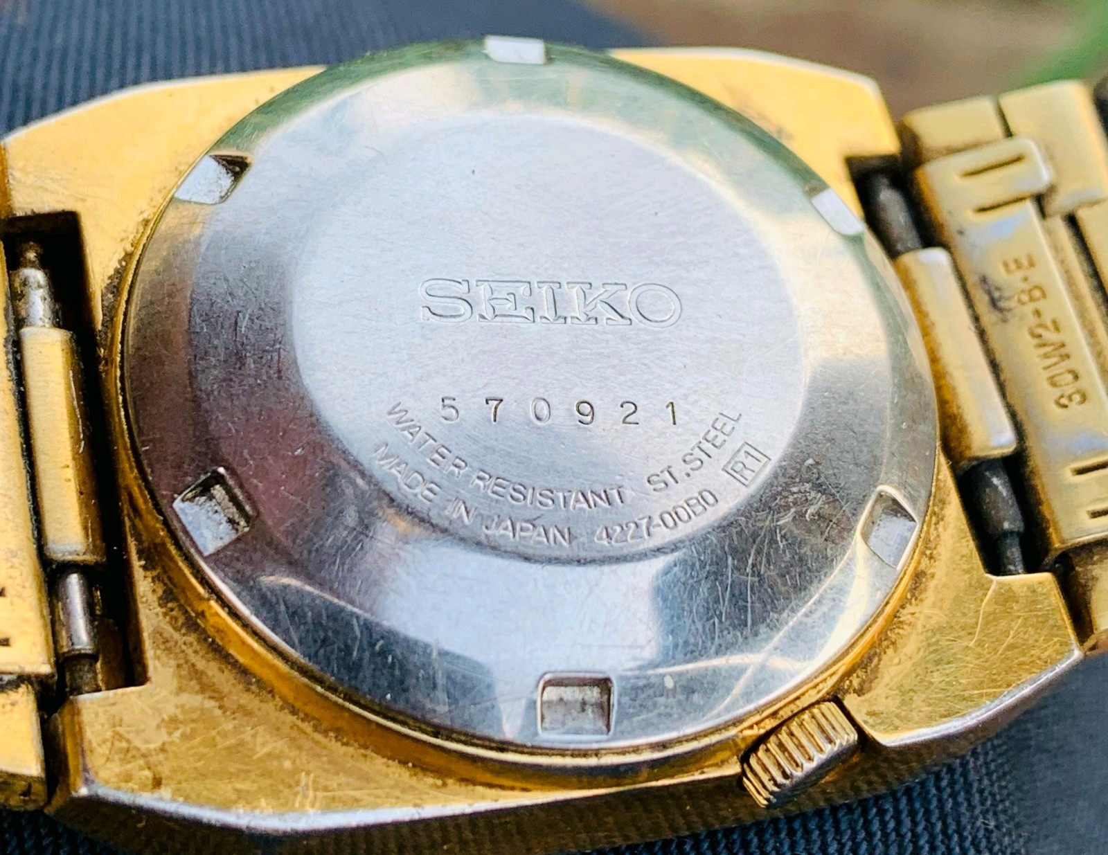 Vintage Seiko 5 Automatic Beautiful Dail Made In Japan Men's Watch