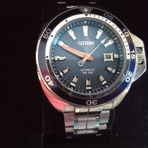 Citizen c300-t003389 World Time Chronograph Blue Face Analog 
