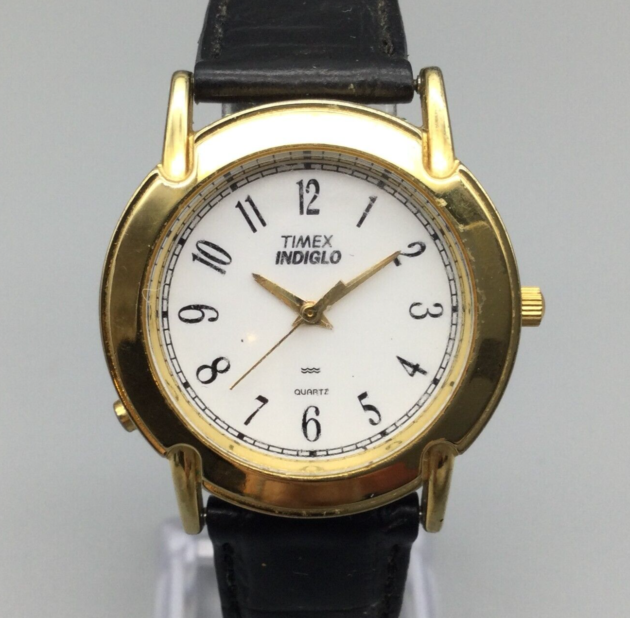 Vintage Timex ladies gold tone black strap NEW BATTERY Timex Womens Watch 22mm Gold Tone Black Leather Moon Phase  main image 2