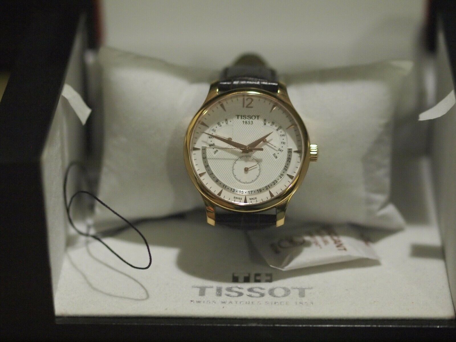 TISSOT TO63637.A Rose Gold w embossed band Swiss Quart Movement