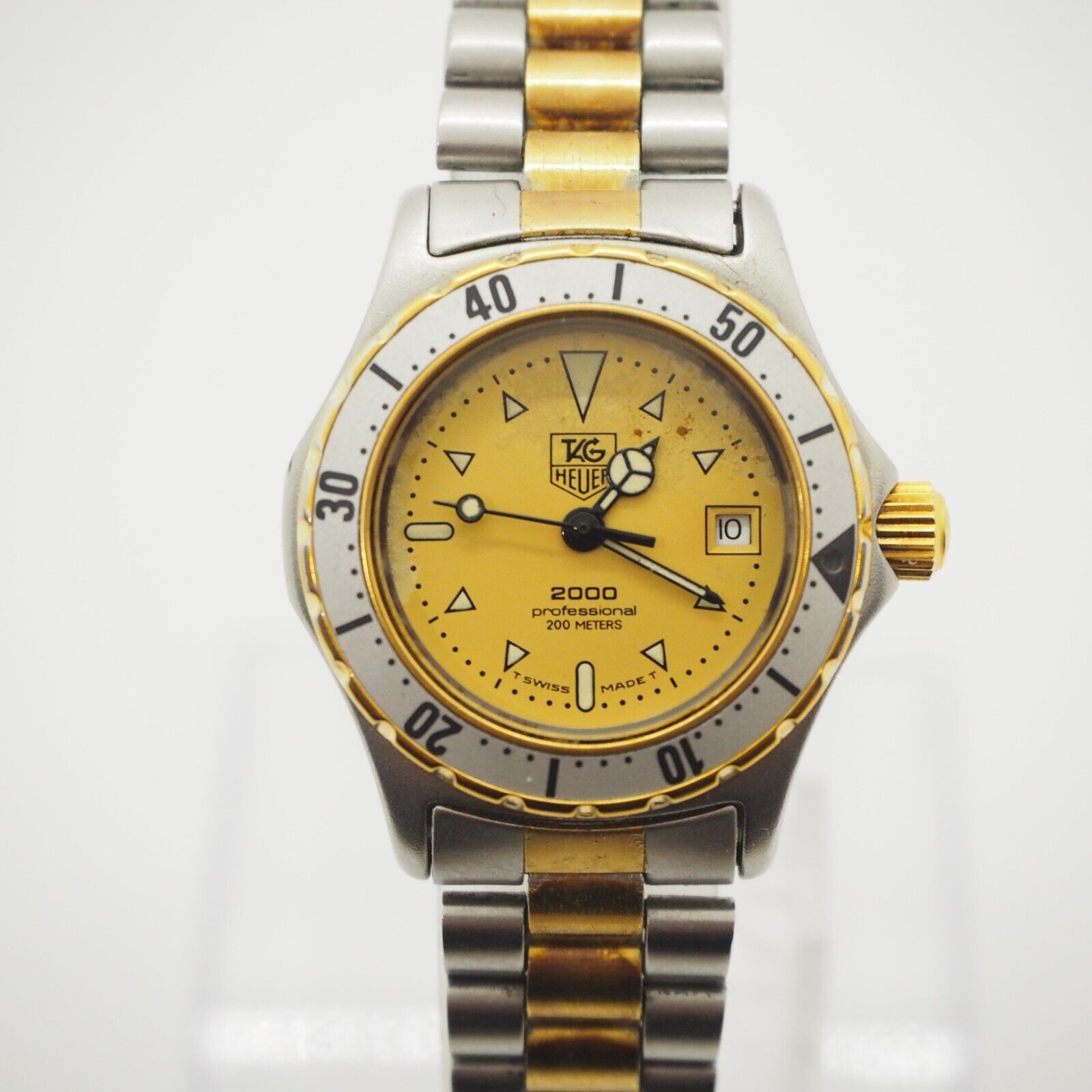 稼働 TAG HEUER 974.008 2000タグホイヤー イエロー Tag Heuer Professional 2000 974008 Watch Quartz Women Gold Dial