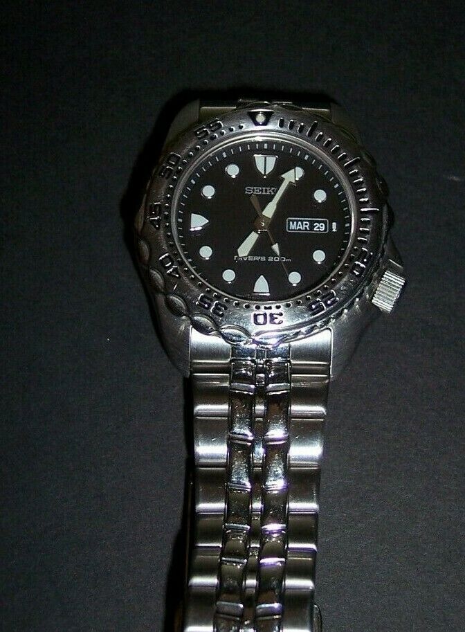 SEIKO DIVERS WATCH 200M 20ATM SB AN SR920SW Day and date. MINT