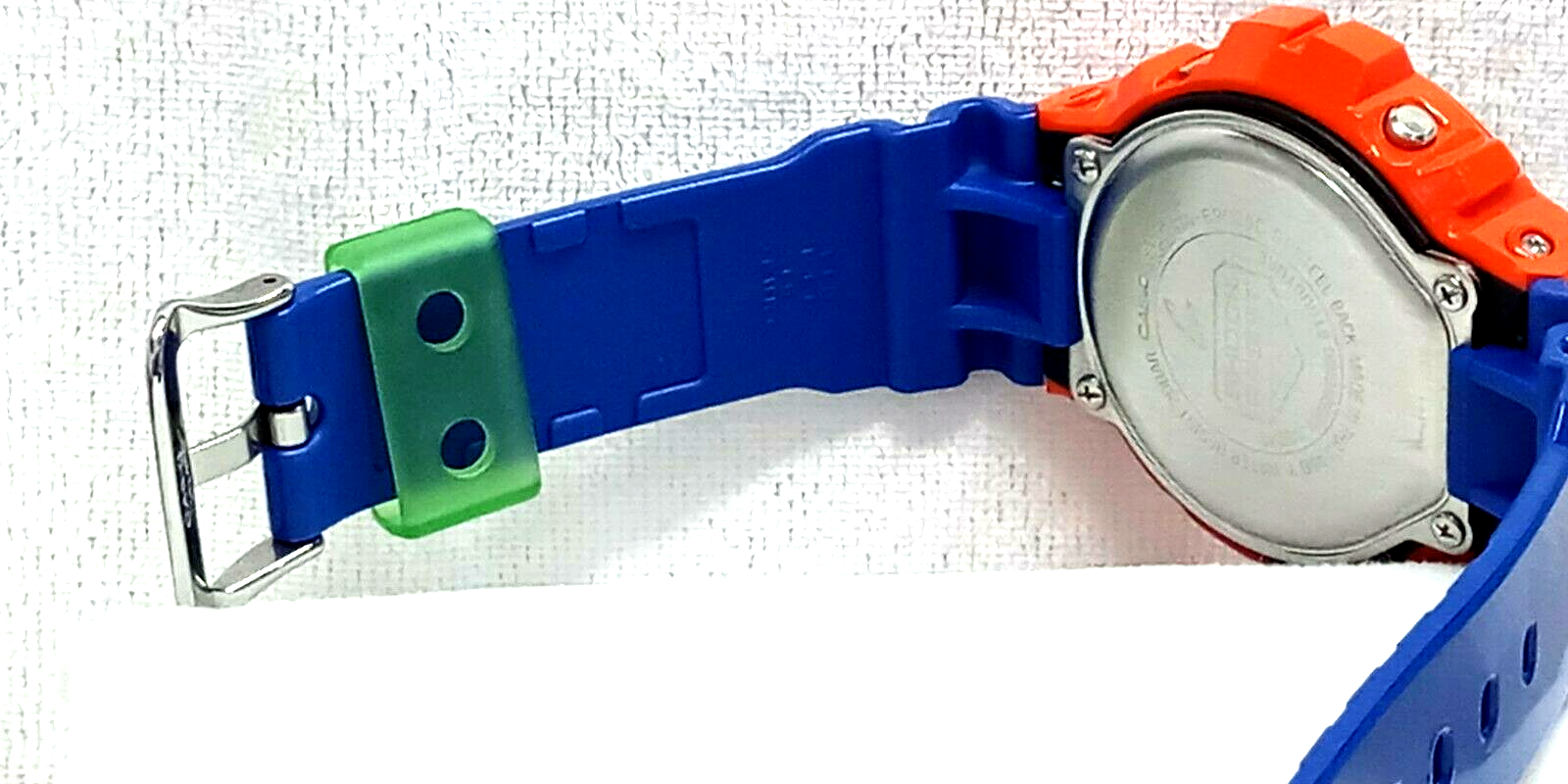 NWOT Casio G-Shock DW-6900SC-4 Digital Unisex Watch 3230 NWOT Casio G-Shock DW-6900SC-4 Digital Unisex Watch 3230