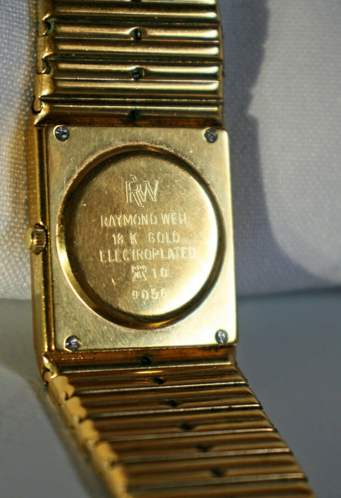 Vtg Raymond Weil Geneve 9056 Two Tone 18k Gold Electroplated 24mm